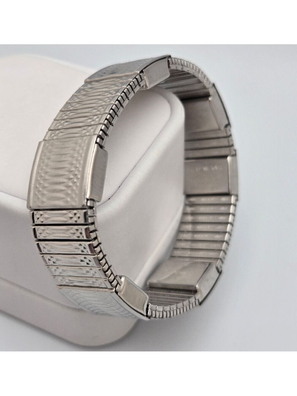 Vintage AIMANTE Magnetic Stretch Bracelet Stainless Steel Watch Style Signed